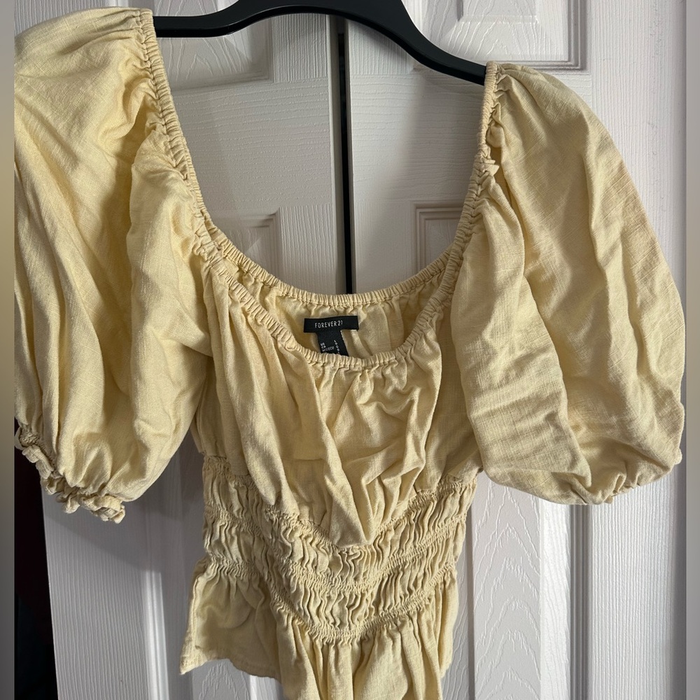 Yellow Bubble Sleeves Crop Top💛💐